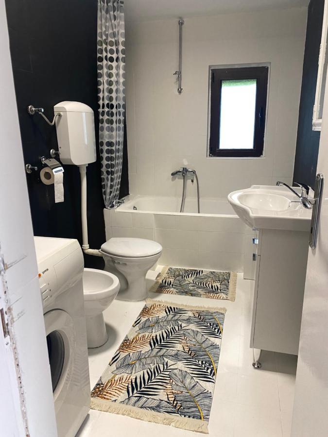 Lux Boka Sea View Apartment 科托尔 外观 照片