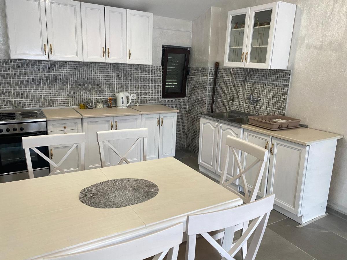 Lux Boka Sea View Apartment 科托尔 外观 照片