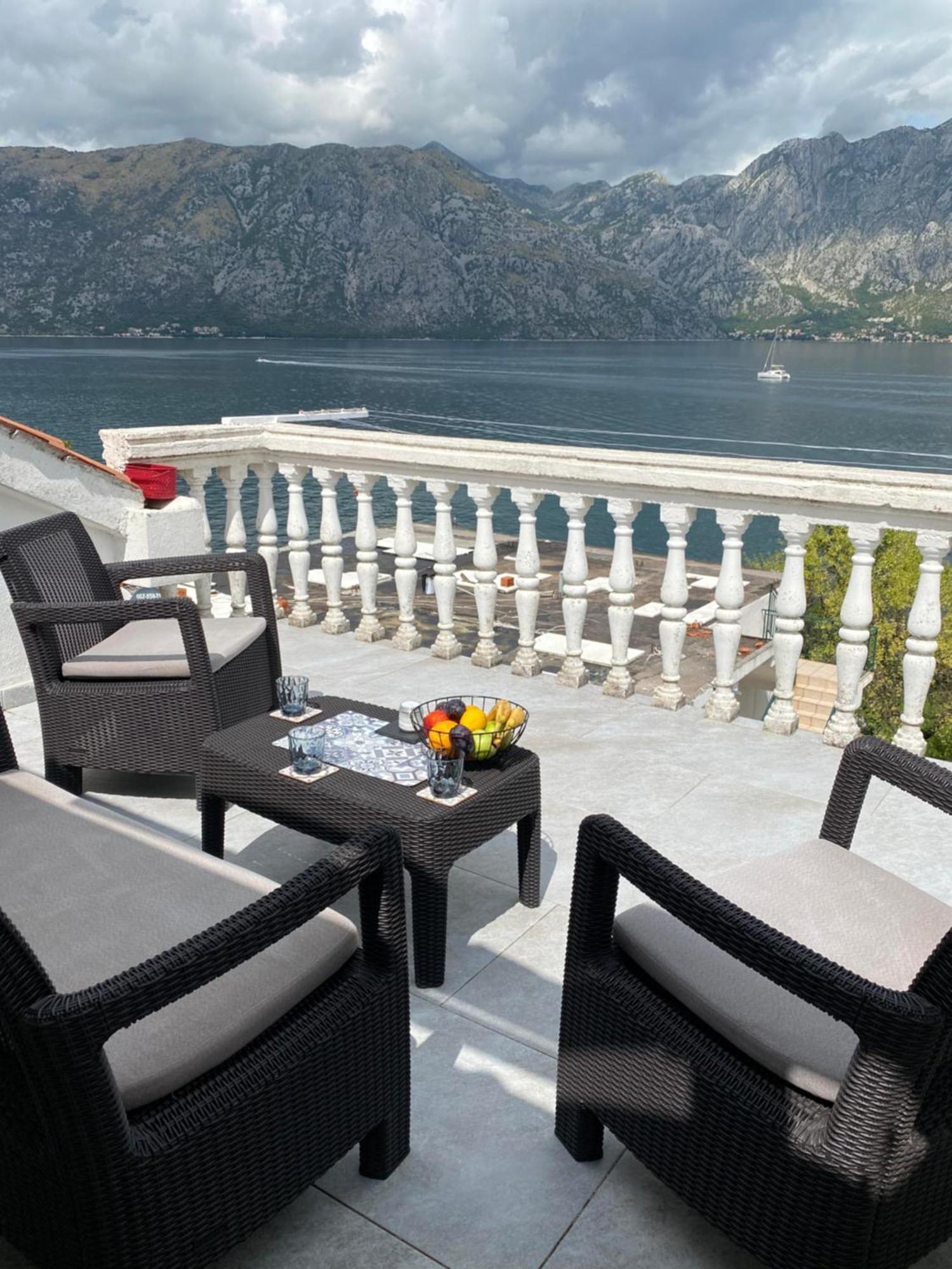 Lux Boka Sea View Apartment 科托尔 外观 照片